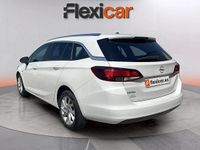 Usado Opel Astra Elegance 122 CV (89 kW) 2019 Blanco Berlina