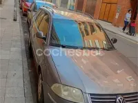 Usado VW Passat Advance 130 CV (95 kW) 2003 Gris / plata Familiar