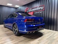 Usado VW Passat R-line 150 CV (110 kW) 2021 Azul Berlina