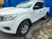 Usado Nissan Navara Acenta 160 CV (117 kW) 2017 Blanco Pickup/Camioneta
