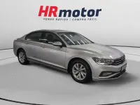 Usado VW Passat 150 CV (110 kW) 2021 Gris Berlina