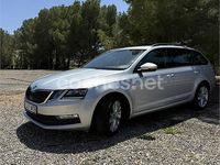 Usado Skoda Octavia Style 116 HP (85 kW) 2017 Cinzento Carrinha