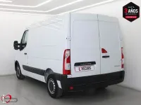 Usado Renault Master 136 CV (100 kW) 2023 Blanco Monovolumen