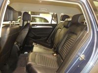Begagnad VW Passat Highline 121 HK (88 kW) 2018 Blå Kombi