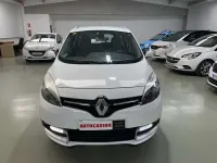Usado Renault Scenic E-Tech 116 CV (85 kW) 2015 Blanco Monovolumen