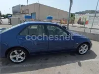 Usado Lexus IS200 Luxury Line 155 CV (114 kW) 2002 Azul Berlina