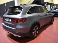 Usado Mercedes GLC300e 320 CV (235 kW) 2022 Gris / plata SUV