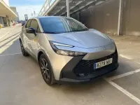 Usado Toyota C-HR Advance 140 CV (102 kW) 2025 Gris SUV