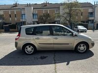 Usado Renault Grand Scénic II Privilege 110 CV (80 kW) 2006 Beige Monovolumen