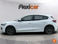 Usado Ford Focus ST-Line 155 HP (114 kW) 2023 Branco Sedan