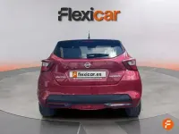 Usado Nissan Micra Acenta 92 CV (67 kW) 2022 Rojo Utilitario