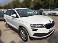 Usado Skoda Karoq Ambition 150 CV (110 kW) 2021 Blanco SUV