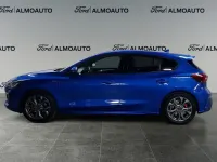 Usado Ford Focus ST-Line 125 CV (91 kW) 2022 Azul desert island (metalizado) Berlina