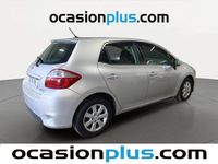 Usado Toyota Auris Live 90 CV (66 kW) 2011 Plateado Utilitario
