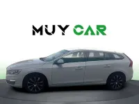 Usado Volvo V60 Momentum 150 CV (110 kW) 2017 Blanco Familiar