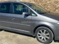 Usado VW Touran 140 CV (102 kW) 2007 Gris / plata Monovolumen