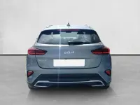 Usado Kia XCeed 101 CV (74 kW) 2025 Gris SUV