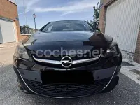 Usado Opel Astra Selective 165 CV (121 kW) 2015 Negro Berlina
