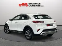 Usado Kia XCeed 136 CV (100 kW) 2022 Blanco SUV