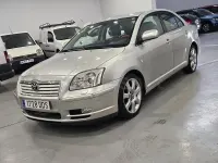 Käytetty Toyota Avensis Executive 147 HP (108 kW) 2005 Peessi Sedan