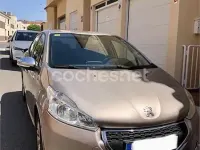 Usado Peugeot 208 Style 82 CV (60 kW) 2014 Gris / plata Utilitario