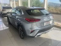 Usado Kia XCeed 136 CV (100 kW) 2022 Gris / plata SUV