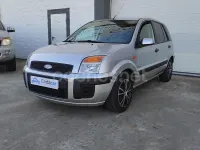 Usado Ford Fusion Ambiente 68 CV (50 kW) 2008 Gris / plata Utilitario