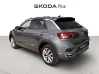 Usado VW T-Roc Advance 150 CV (110 kW) 2022 Gris SUV