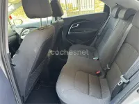 Usado Kia Rio 84 CV (61 kW) 2016 Gris / plata Utilitario