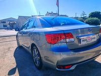 Usado Toyota Avensis Advance 124 CV (91 kW) 2012 Gris / plata Familiar