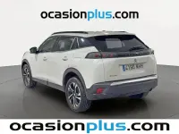 Usado Peugeot 2008 Allure 100 CV (73 kW) 2023 Blanco SUV