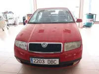 Usado Skoda Fabia Sport 101 CV (74 kW) 2005 Rojo Berlina