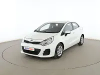 Usado Kia Rio 85 CV (62 kW) 2015 Blanco Berlina