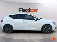 Usado Seat Leon Style 130 CV (95 kW) 2019 Blanco