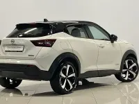 Usado Nissan Juke Tekna 143 CV (105 kW) 2022 Lunar white (metalizado) techo SUV