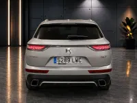 Usado DS Automobiles DS7 Crossback Rivoli 225 CV (165 kW) 2022 Gris / plata SUV
