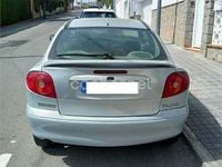 Usado Renault Mégane Coupé R.S. 100 CV (73 kW) 1999 Gris / plata Coupe