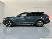 Usado Volvo V90 CC 190 CV (139 kW) 2019 Azul Familiar