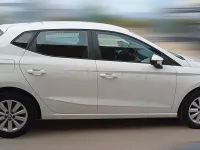 Usado Seat Ibiza Style Plus 90 CV (66 kW) 2019 Blanco Utilitario