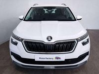 Usado Skoda Kamiq Ambition 110 CV (80 kW) 2021 Blanco SUV