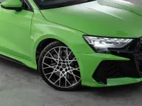 Usado Audi RS3 Ambiente 400 CV (294 kW) 2026 Verde Berlina