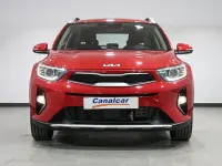 Usado Kia Stonic 120 CV (88 kW) 2022 Rojo SUV