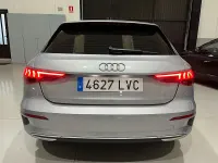 Usado Audi A3 116 CV (85 kW) 2021 Gris / plata Berlina