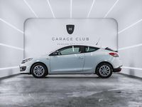 Usado Renault Mégane LIMITED 115 CV (84 kW) 2014 Blanco Coupe