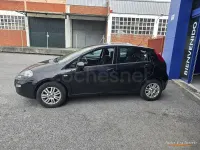 Usado Fiat Punto Pop 69 CV (50 kW) 2016 Negro Utilitario