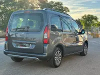 Usado Peugeot Partner Tepee Style 92 CV (67 kW) 2015 Negro Monovolumen