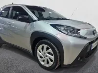 Usado Toyota Aygo X Play 72 CV (52 kW) 2024 SUV