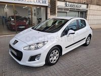 Usado Peugeot 308 Active 92 CV (67 kW) 2012 Blanco Berlina