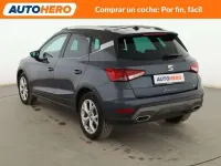 Usado Seat Arona FR 150 CV (110 kW) 2024 Gris SUV