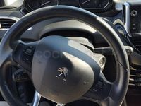Usado Peugeot 208 Style 82 CV (60 kW) 2018 Gris / plata Utilitario